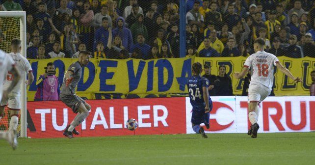 &nbsp;Frías definió sin dudar ante el achique de Andújar y decretó el 1 a 1 para Central. Chipi le inyectó dinámica al canalla.