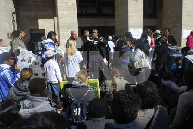 El intendente recibió a familiares de víctimas para evaluar un trabajo conjunto por más seguridad