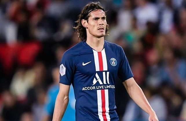 El uruguayo Edinson Cavani dijo adi&oacute;s al PSG de Francia.&nbsp;