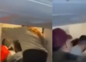 Un pasajero casi provoca una tragedia al querer abrir la puerta de un avión en pleno vuelo
