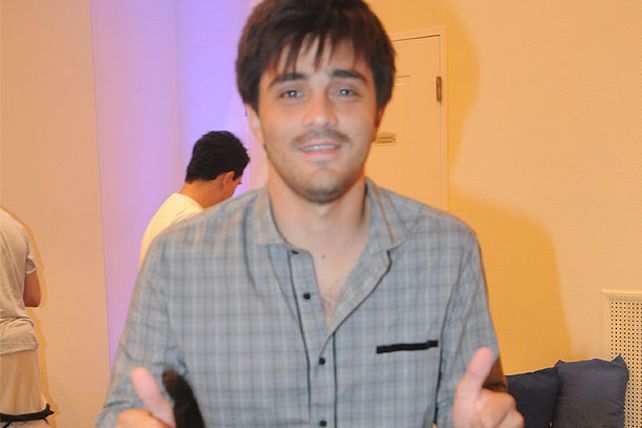 La joven voz que deleita  al público santafesino amante del folklore