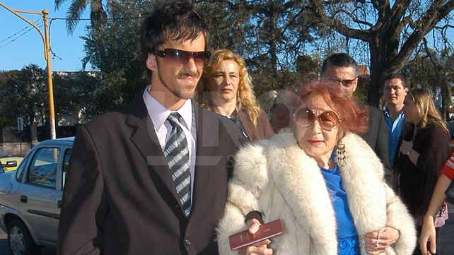 La vida de Reinaldo Wabeke, a diez años de su casamiento con Adelfa