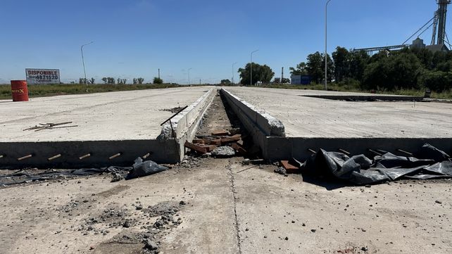 Supervisaron las obras viales que la provincia realiza en la ruta provincial 13 en el departamento San Martín