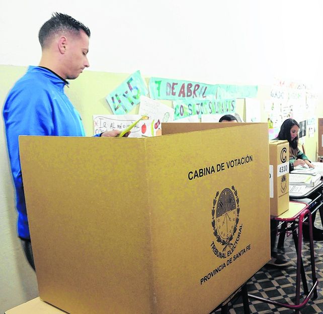 Los 47 mil votos anulados a concejal le ganaron al oficialismo rosarino
