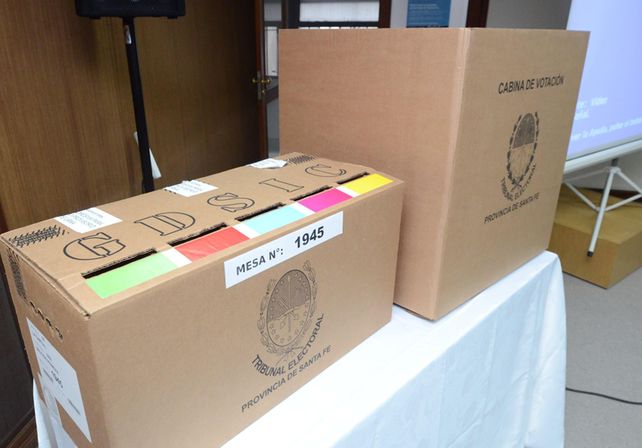 Los agentes penitenciarios en servicio podrán votar en los penales