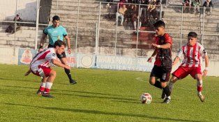 La Liga Paranaense tuvo actividad este miércoles.