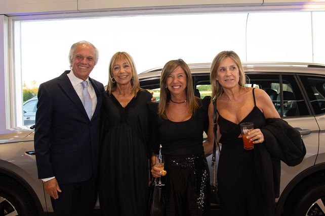 Armin Reutemann, Marcela Carril, Gabriela Ensinck y Adriana Solans