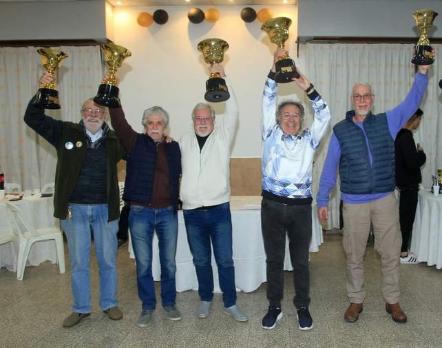 Julio Jové y su piloto Ramón Sueiras tienen varias pruebas de Regularidad y copas ganadas.