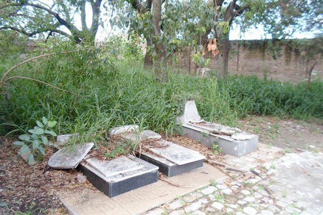 Desde el Concejo, reclaman declarar en emergencia al Cementerio Municipal