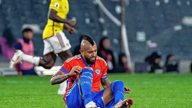 Arturo Vidal deberá ser operado por una lesión meniscal.