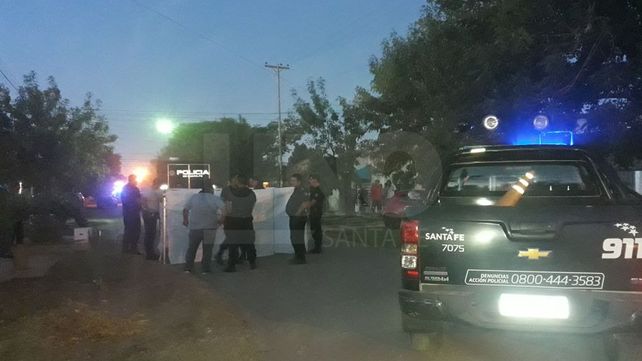 Mataron a puñaladas a un joven en barrio La Esmeralda y detuvieron al asesino