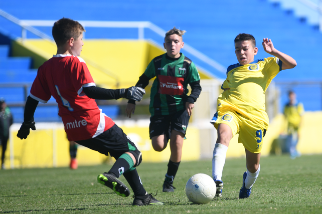Rosario Central venció en los cuatro partidos a Nueva Chicago en infantiles de AFA