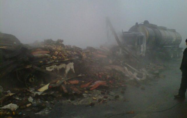 El choque múltiple fue en la autopista Perito Moreno.
