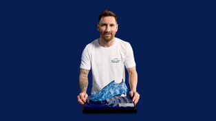 Un botín izquierdo de Messi con 100% de material reciclado da envión a una fundación local