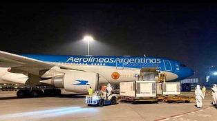 Aterrizó en Moscú otro vuelo de Aerolíneas Argentinas para buscar vacunas