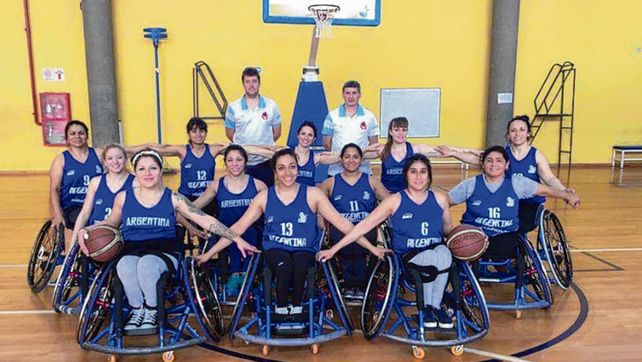 Las chicas llegaron a la ciudad preparadas para las prácticas.