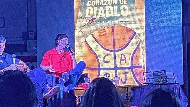 Rivadavia presentó el libro Corazón de Diablo
