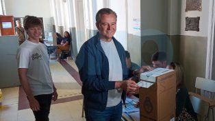 Adán Bahl votó y pidió rezar por el nuevo Presidente