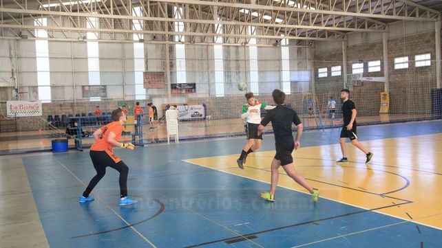 Paraná: canchas de fútbol 5 cerrarán a las 22&nbsp;