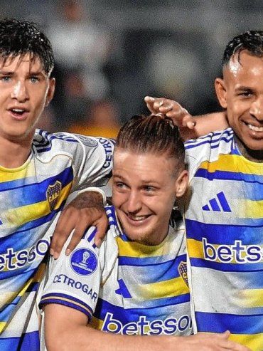 Boca Juniors goleó a Recoleta en Paraguay y avanzó a los cuartos