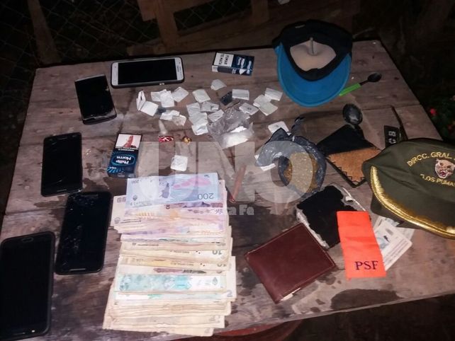 La policía secuestró drogas