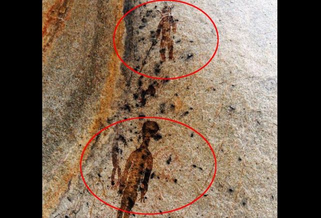 Hallan OVNIS y extraterrestres en pinturas de hace 10 mil años