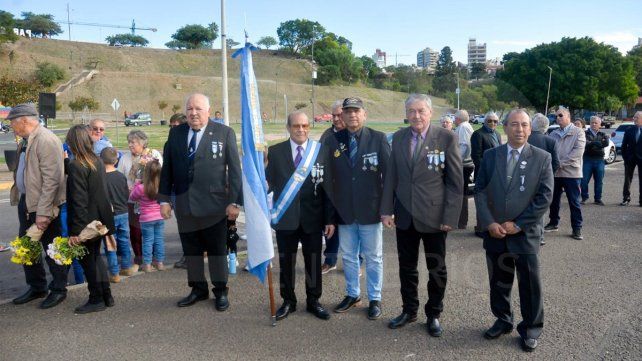 Homenaje en Paraná a 41 años del hundimiento del Belgrano