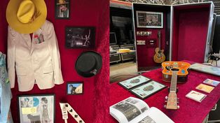 La iniciativa expondrá instrumentos, objetos y manuscritos de figuras como Charly García, Fito Páez o León Gieco.