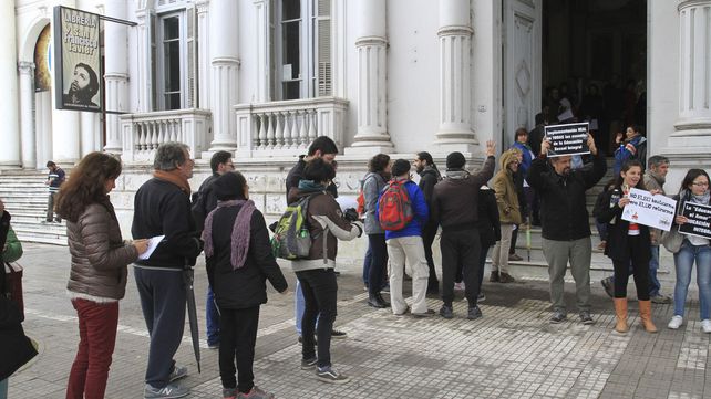 Más de 100 personas apostataron este viernes en Paraná