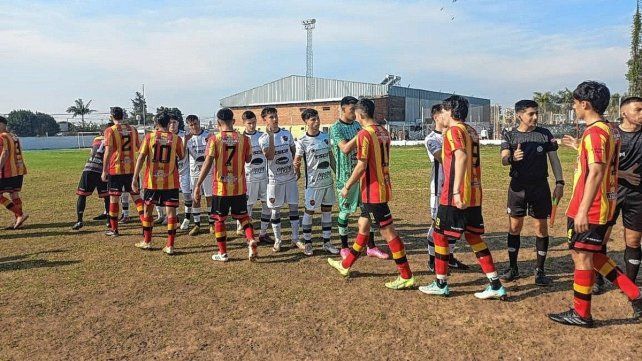 Neuquén recibió a Patronato en el Luis Renaud.