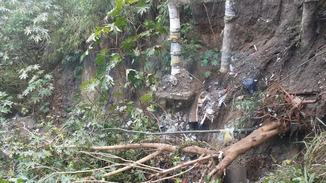 La Municipalidad de Paraná advirtió un riesgo inminente de desmoronamientos en un sector del Puerto Viejo