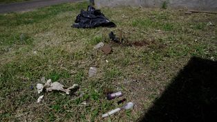 Al lado del cuerpo de Chaparrito quedaron una cuchara con restos de droga, un encendedor roto y un trozo de esponja de metal.
