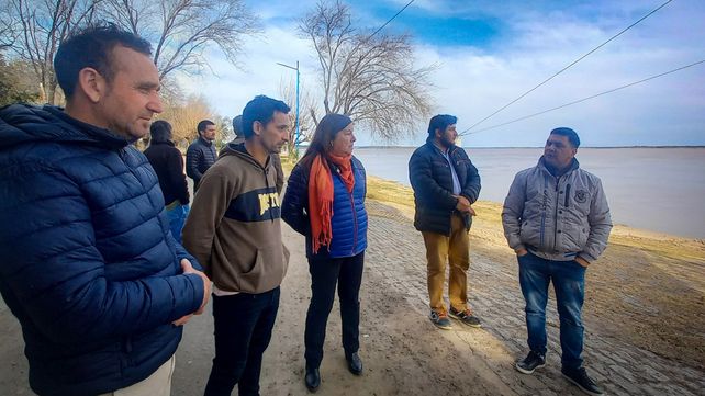 Firman un convenio para pavimentar el acceso al tránsito pesado de Pueblo Brugo