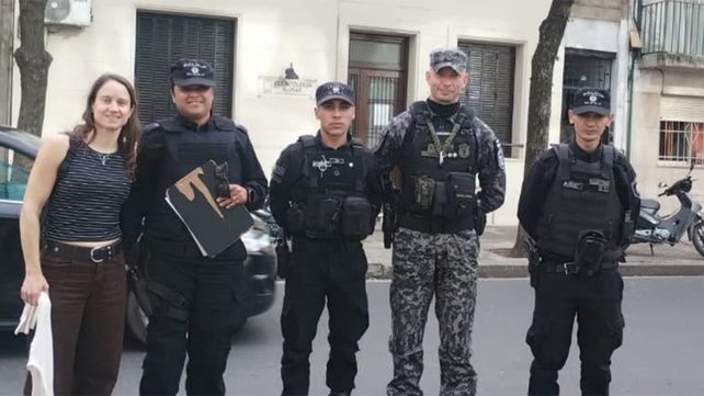 Los policías que participaron del operativo de acompañamiento a la beba que había sufrido un serio percance de salud