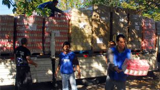Una patota de la Uocra atacó a un grupo de voluntarios de La Cámpora en La Plata
