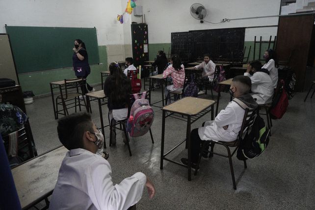 Día del maestro: ministros y organizaciones sindicales saludan a los docentes