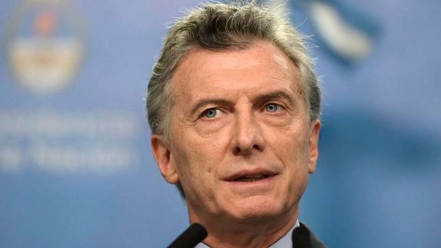 Piden que se prohíba la salida del país a Macri en siete causas judiciales