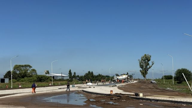 Supervisaron las obras viales que la provincia realiza en la ruta provincial 13 en el departamento San Martín