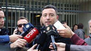 Encabezados por el presidente de la bancada, Rodrigo De Loredo, diputados radicales pidieron a la Justicia que investigue los dichos del presidente Javier Milei sobre pedido de coimas en el Congreso.&nbsp;