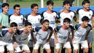 Ateneo Inmaculada derrotó a la Juve y sigue puntero del Marcos Méndez.