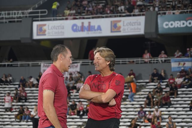 Newells reaccionó tarde e Instituto lo venció con contundencia por 3 a 1