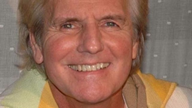 Sergio Denis. De 70 años.