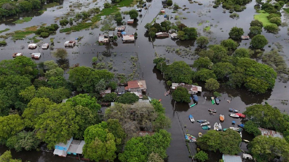 La crecida de los ríos e inundaciones son las causas de la emergencia en Chaco y Corrientes.&nbsp;