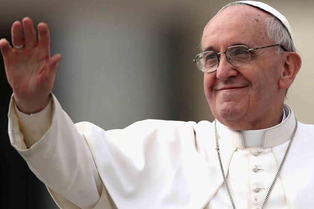 Martínez pidió que el Papa Francisco sea considerado “Premio Nobel de la Paz”