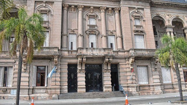 El gobierno defendió la convocatoria a los 13 precandidatos a gobernador: La idea es avanzar en un piso de entendimiento