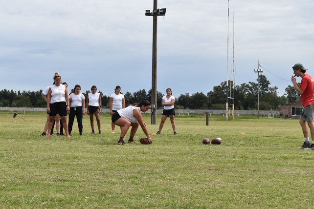 Día de entrenamiento. La modalidad nace del fútbol americano