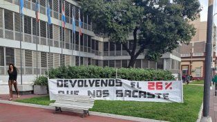 El plenario de delegados de AJER se reunieron en Nogoyá y ratificaron el paro con movilización. La lista de reclamos&nbsp;