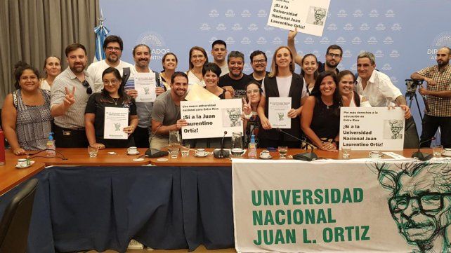 UADER: salen a la calle para pedir la Nacionalización