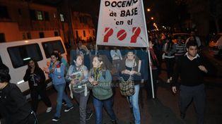Estudiantes terciarios marcharon por más presupuesto educativo