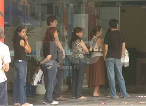 Los bancarios dicen que las colas se resuelven con más personal